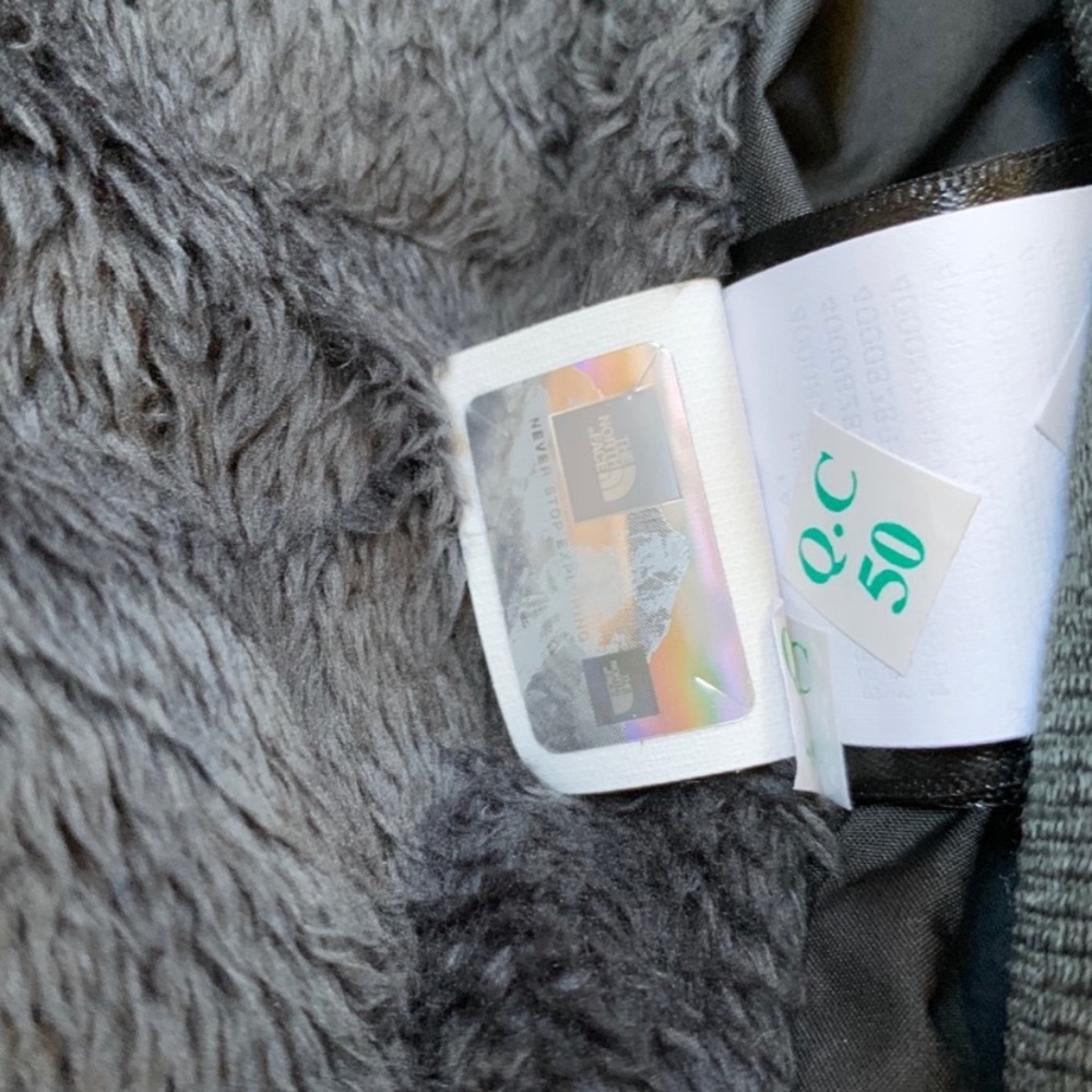 The North Face Osito Hybrid Full Zip Jacket - Picture 7 of 7
